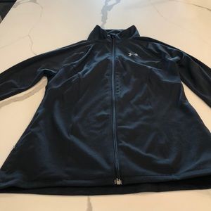 Women’s Under Armour black zip up size small